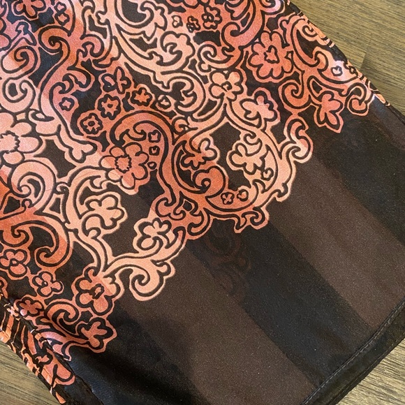 Cejon Scarf - Picture 3 of 7